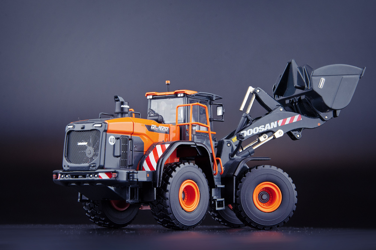 doosan-model windscreen